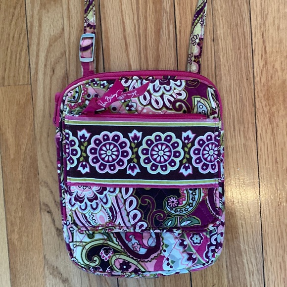 Vera Bradley Cross Body - Picture 1 of 2